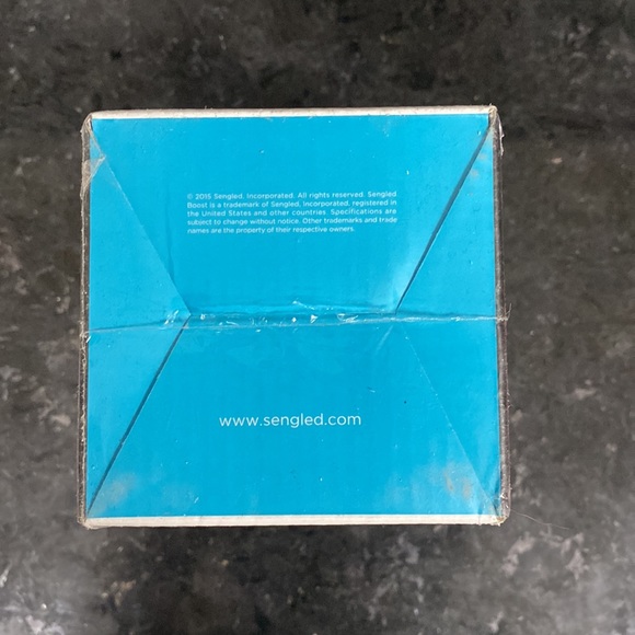 Sengled Boost - Dimmable LED Bulb with Integrated Wi-Fi Repeater - Picture 5 of 6